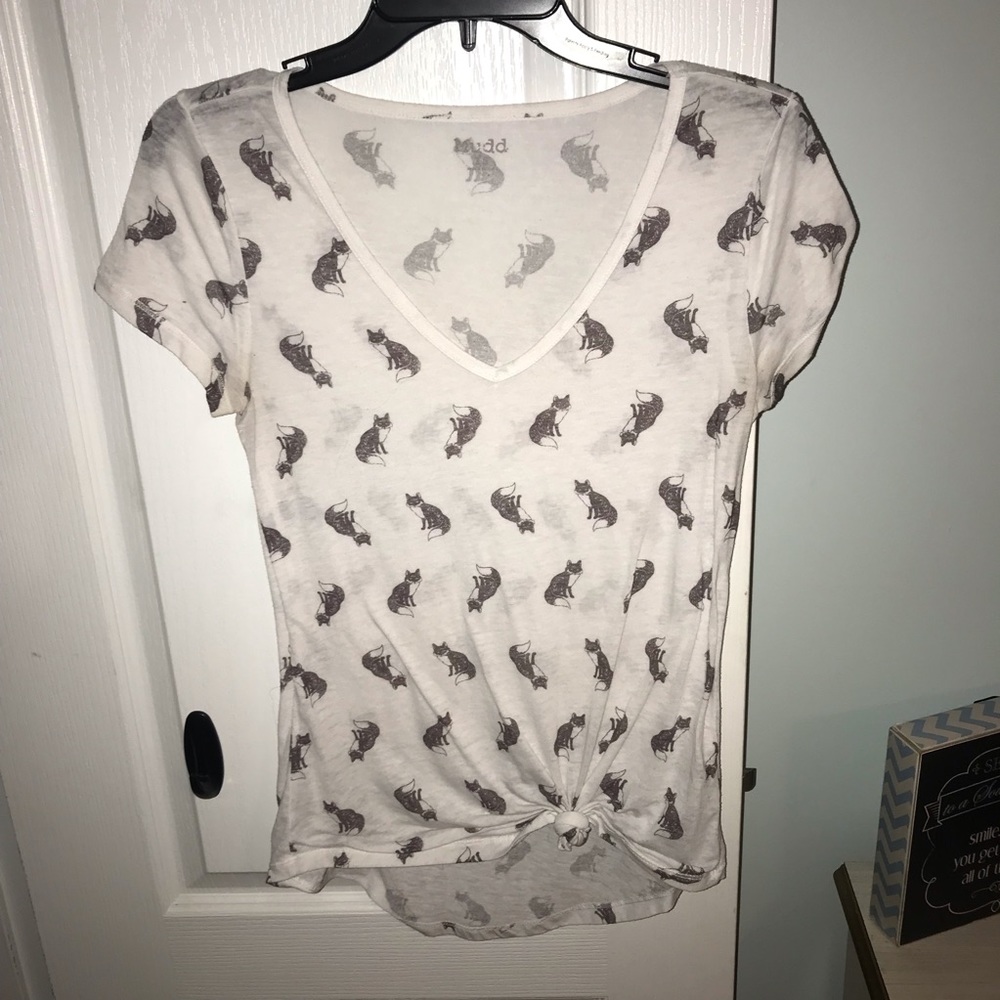 White fox short-sleeve t-shirt